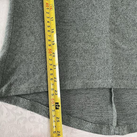 Cable & Gauge Shirt Womens Small Green Open Slit Sleeve Top 3/4 Sleeve Stretch - Picture 5 of 9